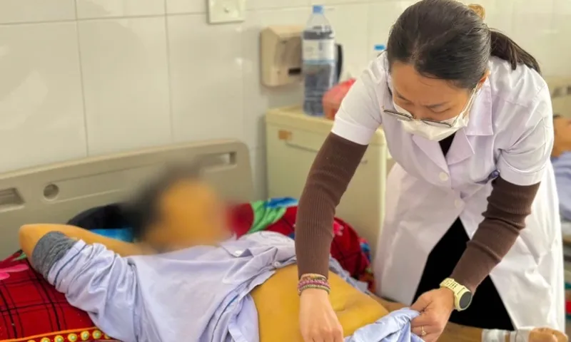 Người đàn ông nhập viện nguy kịch vì tự ý dừng thuốc viêm gan B