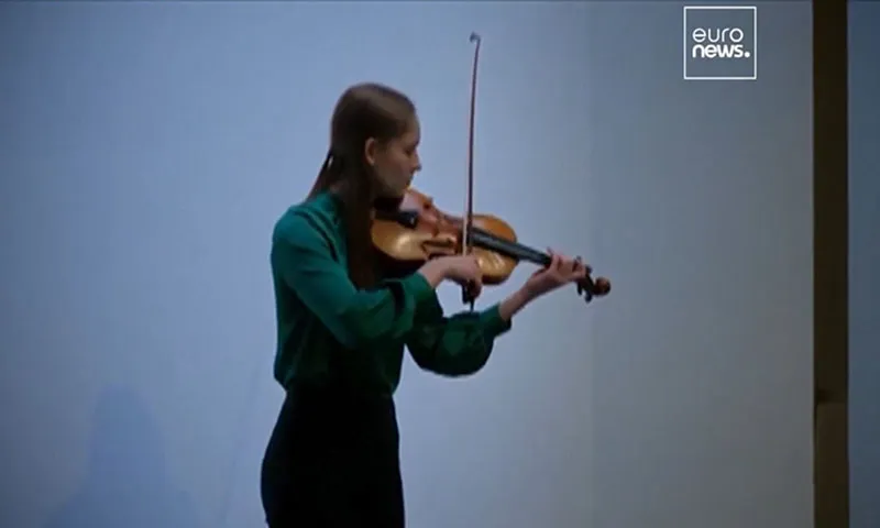 Clip: Nghe thử âm thanh của cây vĩ cầm trị giá 11,3 triệu USD