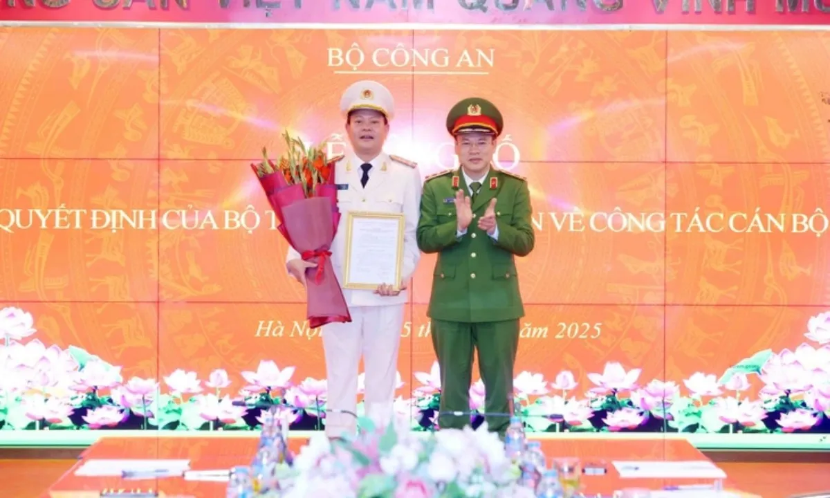 Đại tá Vũ Văn Tấn làm Cục trưởng C06