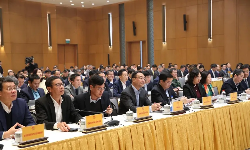 Doanh nghiệp nhà nước cam kết đầu tư mạnh mẽ, hướng tới tăng trưởng bứt phá năm 2025