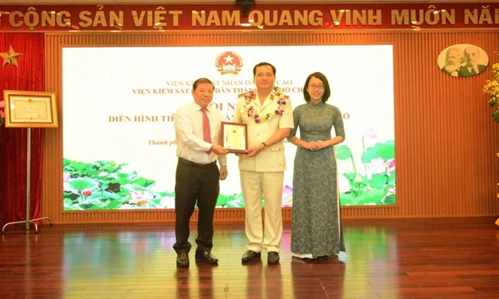 vien-truong-le-van-dong-17407294308941764543162