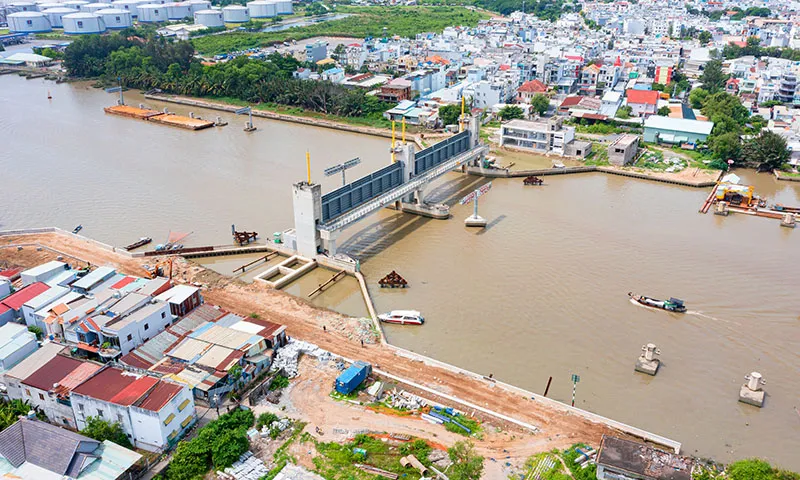 Cống Phú Xuân, một trong những hạng mục của dự án chống ngập đã hoàn thành hơn 90% khối lượng công việc