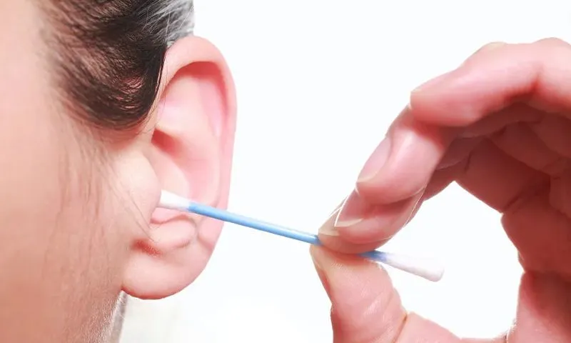 8 thói quen gây hại cho thính giác
