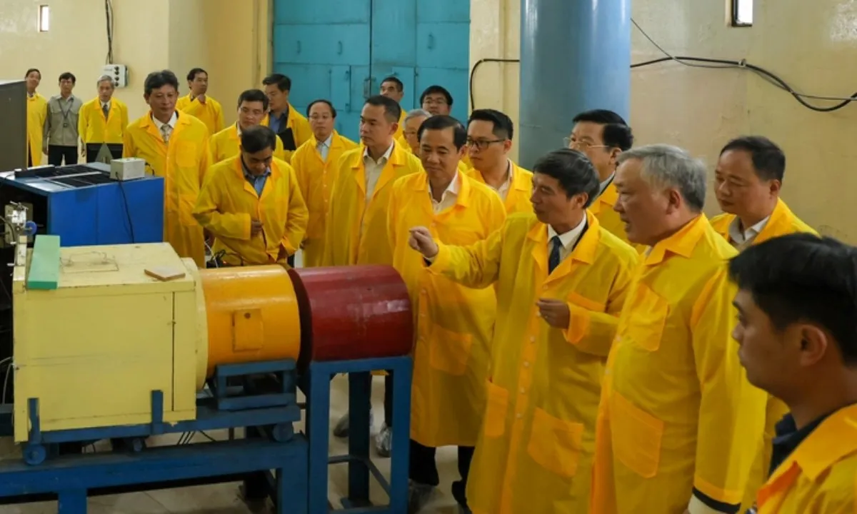 Phó Thủ tướng Nguyễn Hòa Bình: Việt Nam đủ điều kiện, đủ tiềm lực phát triển khoa học hạt nhân