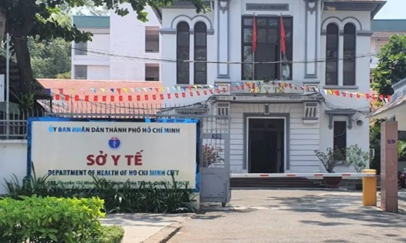 Sở Y tế TPHCM tiếp nhận hơn 1.500 nhân sự từ Sở LĐTB-XH