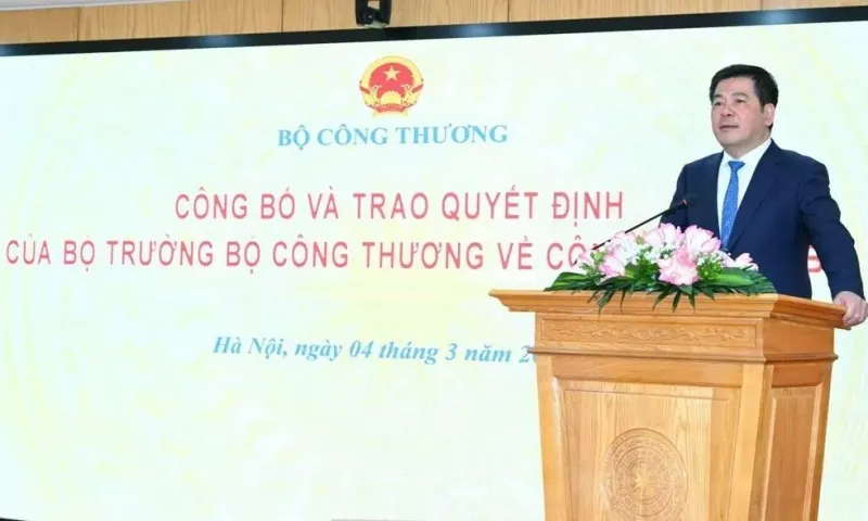 Bộ Công Thương công bố loạt quyết định nhân sự sau khi tinh gọn bộ máy