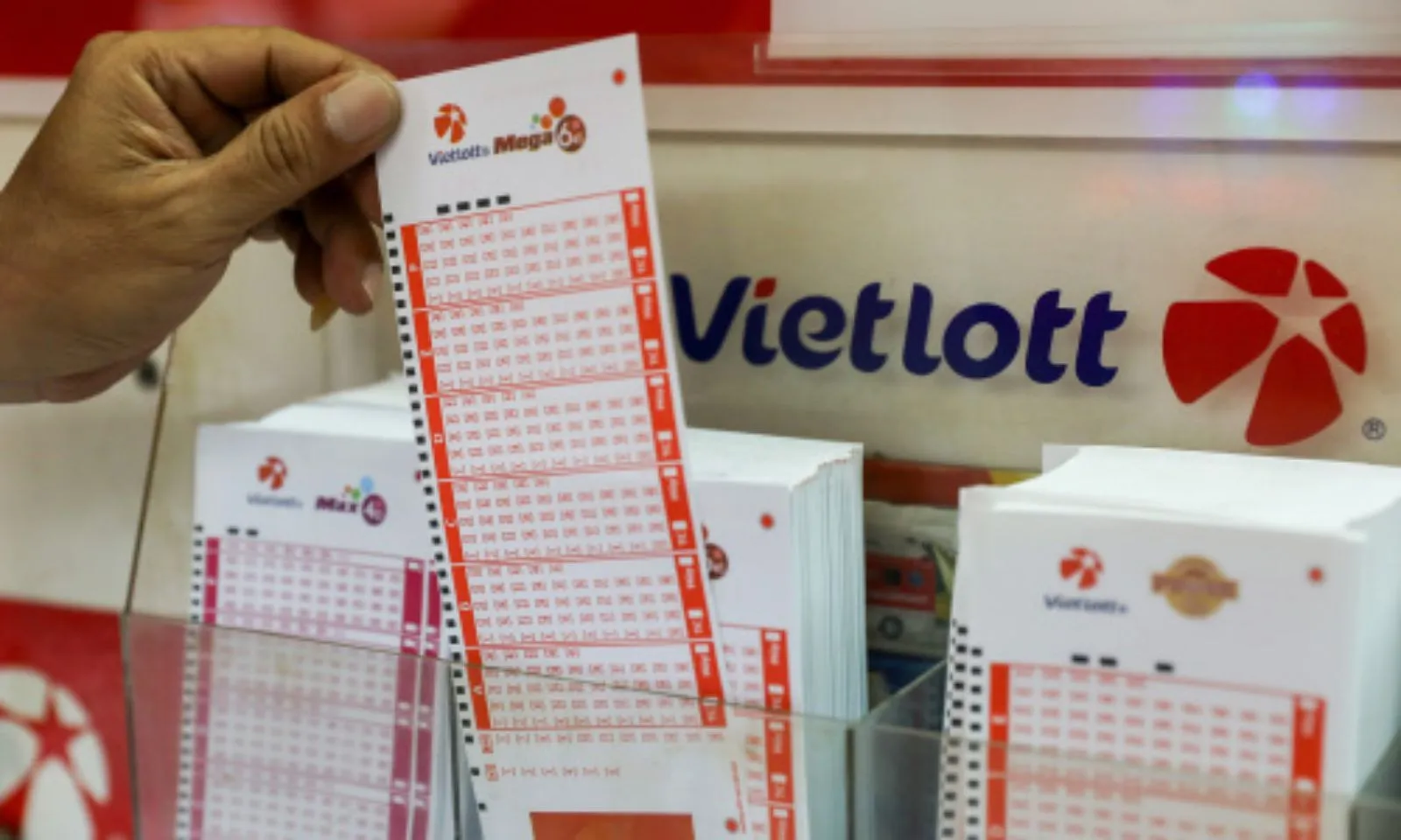Vietlott lại nổ giải độc đắc tiền tỷ