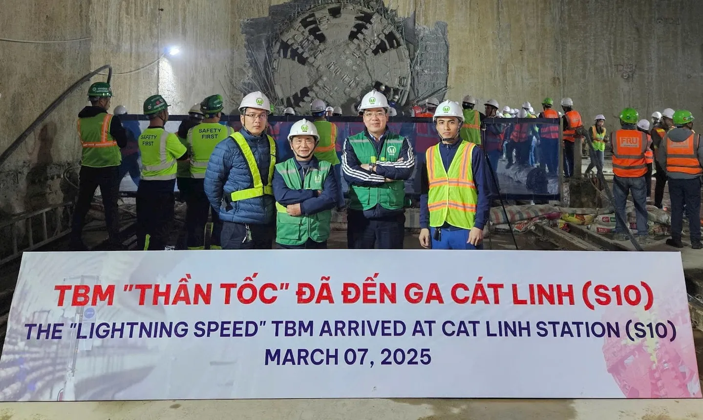 Robot đào hầm Thần tốc đã đến ga S10 - Cát Linh