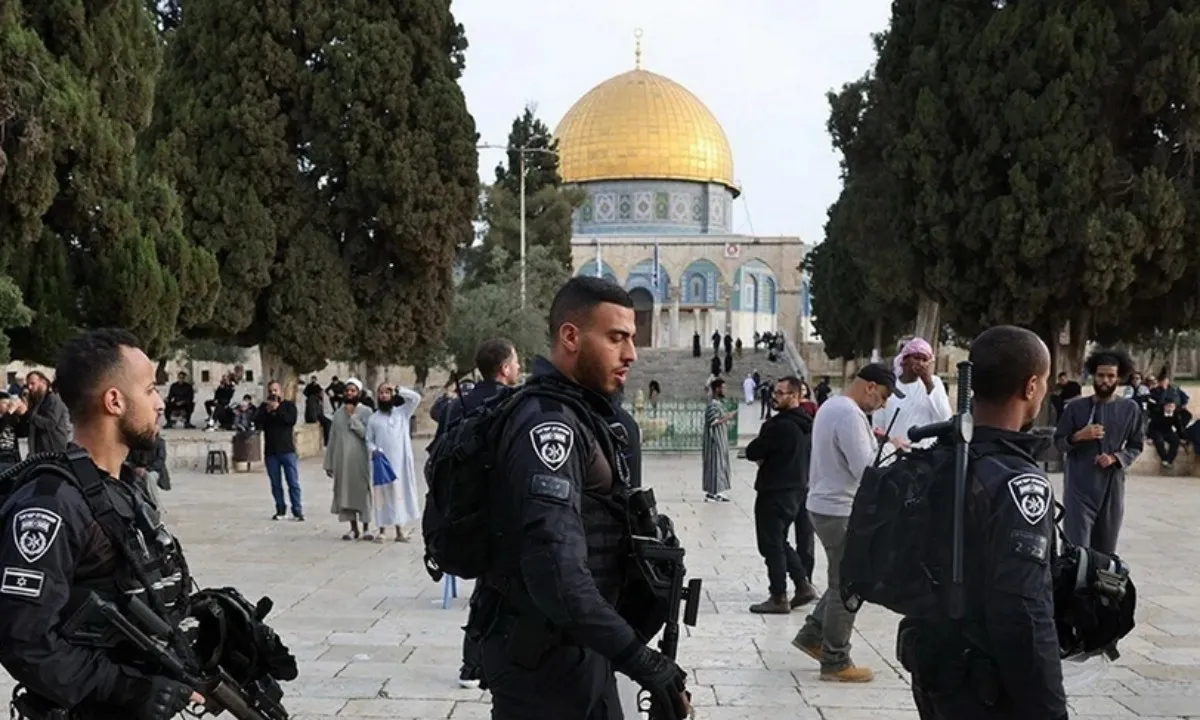 Israel tăng cường an ninh tại Jerusalem trước lễ cầu nguyện Ramadan