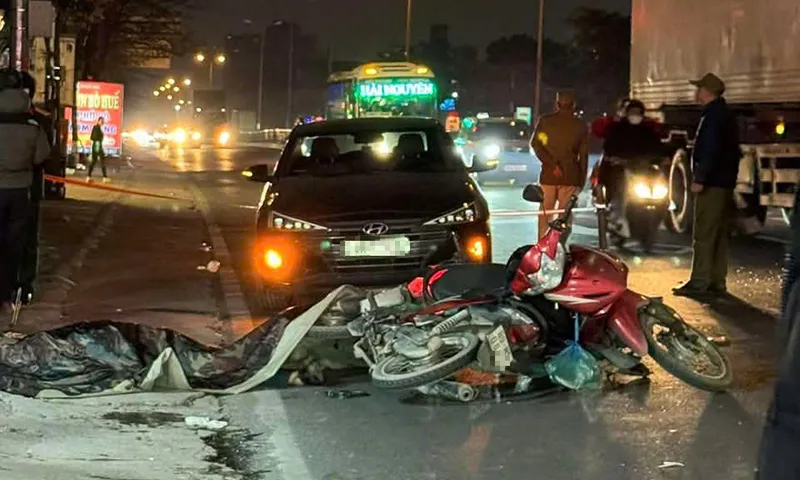 Hai xe máy đâm nhau, một người tử vong