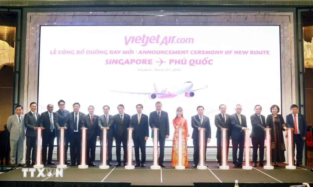 Tổng Bí thư chứng kiến Vietjet công bố đường bay Singapore-Phú Quốc, ký thỏa thuận 300 triệu USD