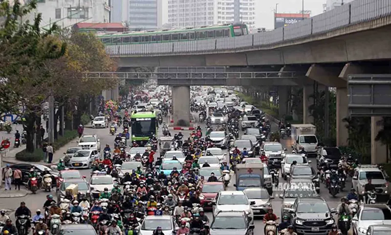 Điều chỉnh giao thông cho xe máy tại đường Vành đai 3, Hà Nội