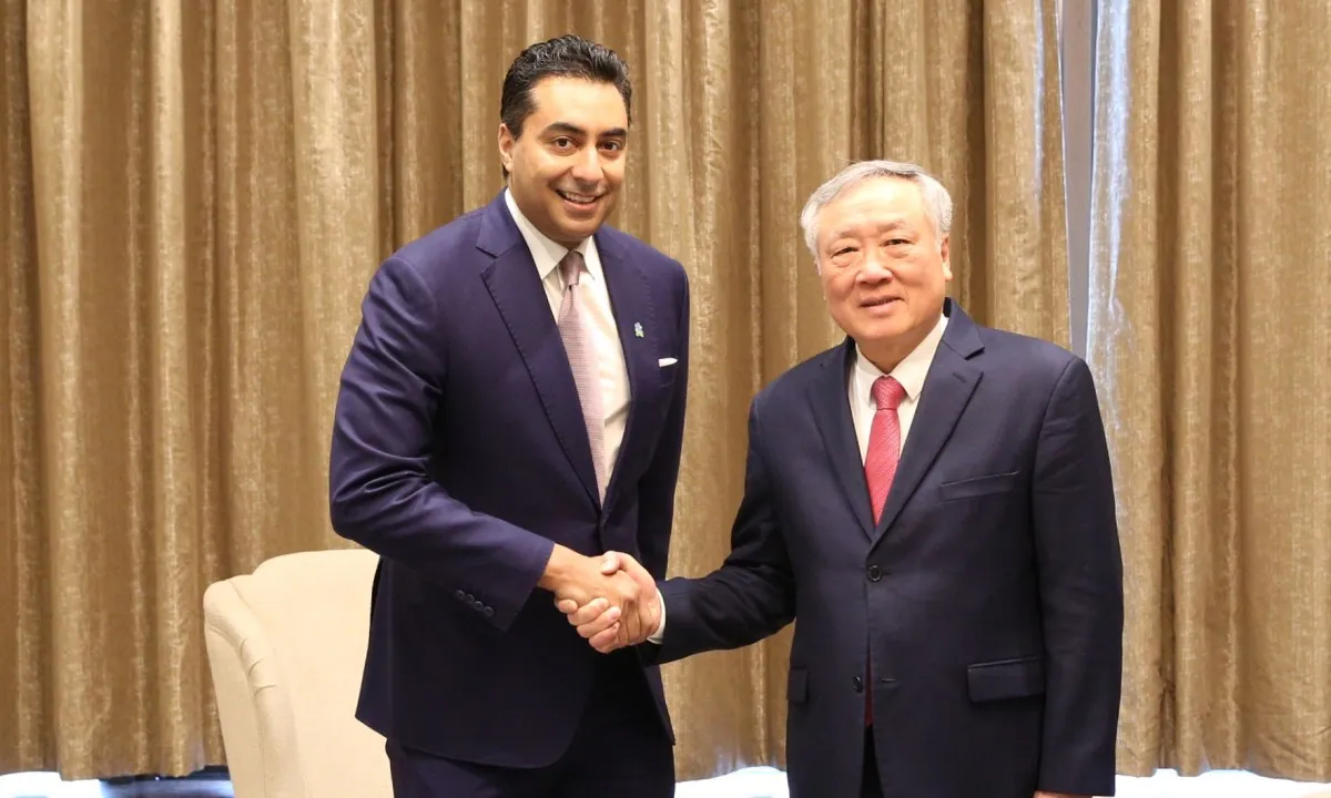 Đề nghị Standard Chartered tham gia phát triển trung tâm tài chính quốc tế tại Việt Nam