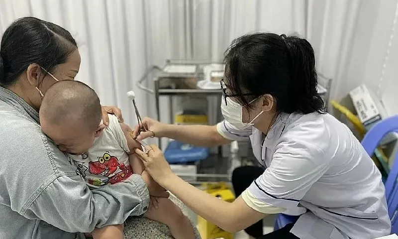 Sẽ có 6 đoàn kiểm tra của Bộ Y tế về công tác tiêm vaccine sởi