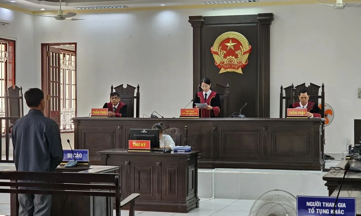 Dâm ô bé gái, gã hàng xóm lãnh 3 tháng tù