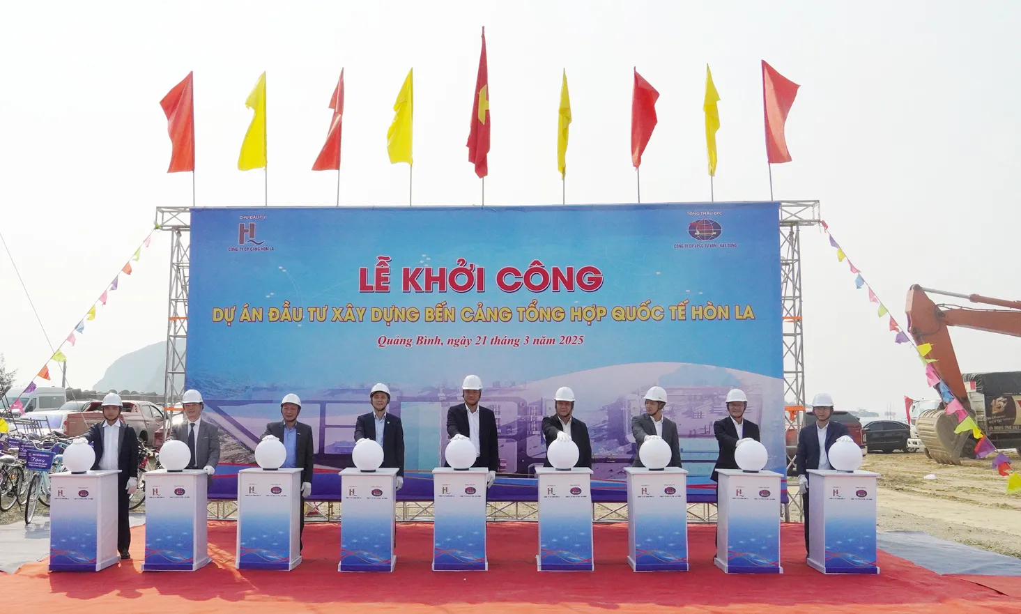 Khởi công cảng tổng hợp quốc tế Hòn La: Động lực mới cho kinh tế Quảng Bình