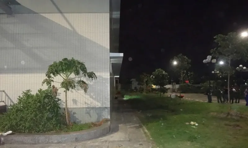 Nghi té lầu tử vong khi trèo cửa sổ vào phòng bệnh