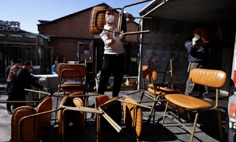 Ngành nhà hàng Trung Quốc lao đao trước cuộc đua giá rẻ và suy giảm chi tiêu