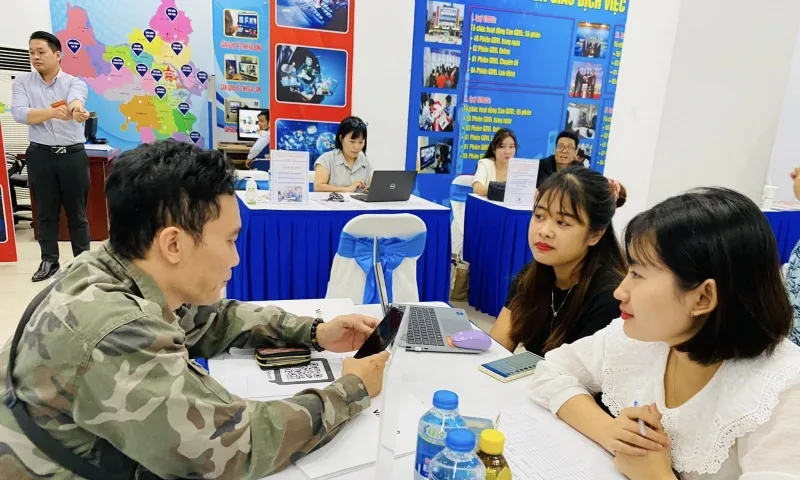 Gần 82.000 việc làm chờ ứng viên tại phía Nam