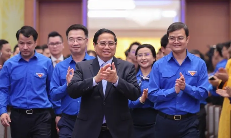 Thủ tướng Phạm Minh Chính đối thoại với thanh niên về đổi mới sáng tạo và chuyển đổi số