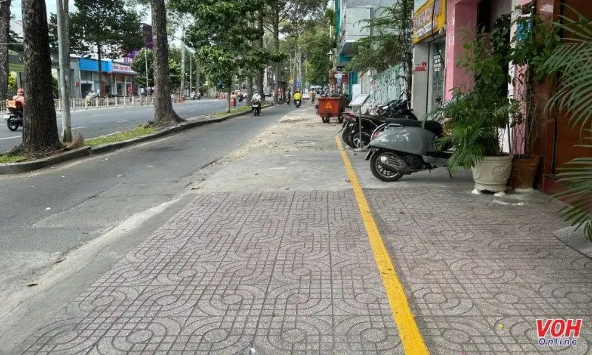 TPHCM xem xét bỏ quyết định cho phép sử dụng tạm vỉa hè