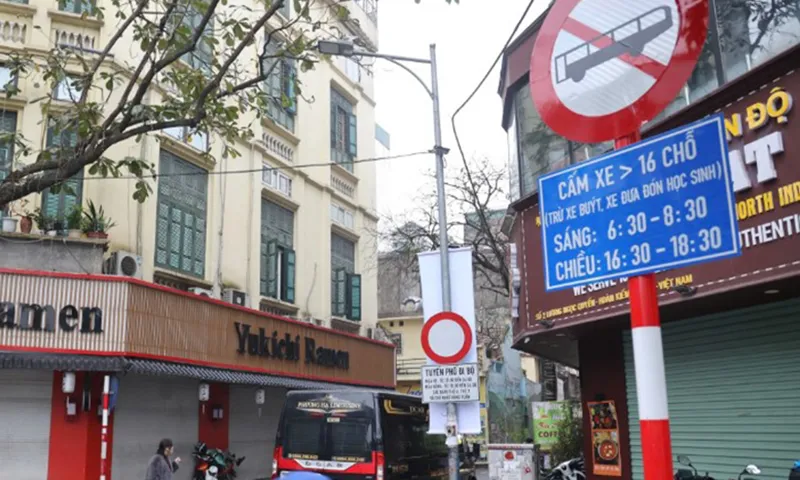 Báo cáo kết quả việc thí điểm cấm xe trên 16 chỗ vào phố cổ, Hà Nội