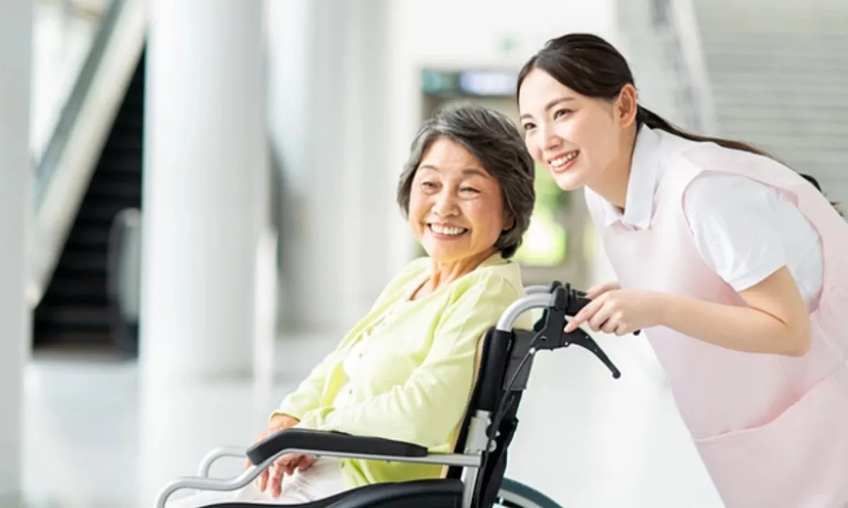 Khủng hoảng chăm sóc người cao tuổi ở Nhật Bản