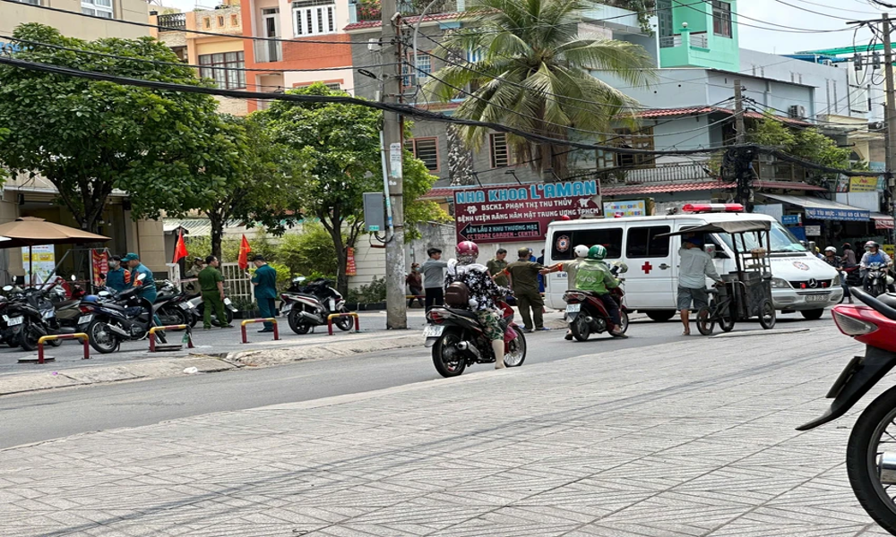 Bé trai nghi rơi từ tầng cao chung cư, tử vong thương tâm