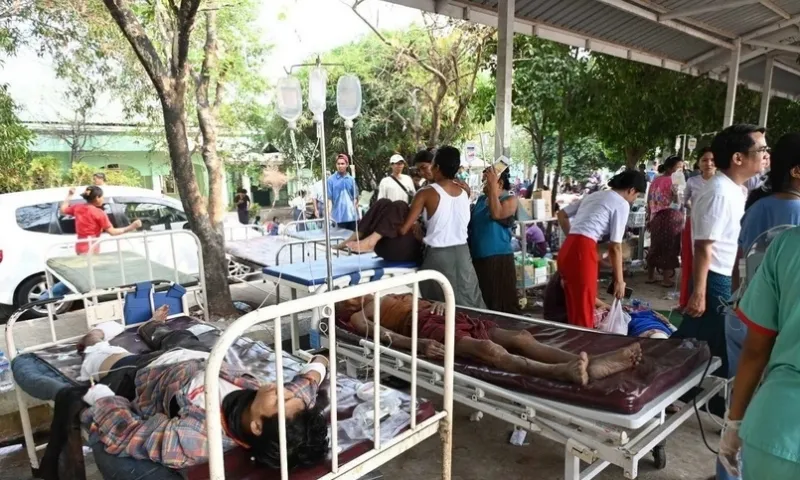 Động đất Myanmar: Hơn 1.000 người thiệt mạng, cộng đồng quốc tế gấp rút hỗ trợ
