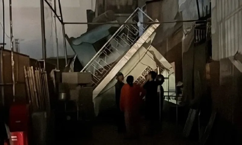 Điều tra nguyên nhân căn nhà ở Đắk Lắk bất ngờ đổ sập