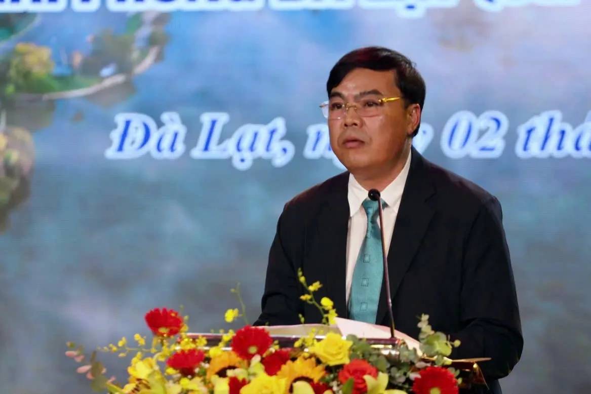 h8-1743587923431833406424