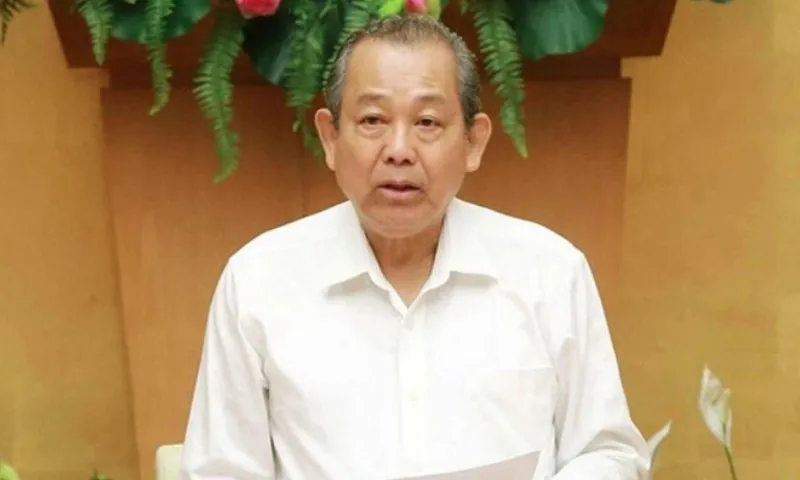 0404-truong-hoa-binh