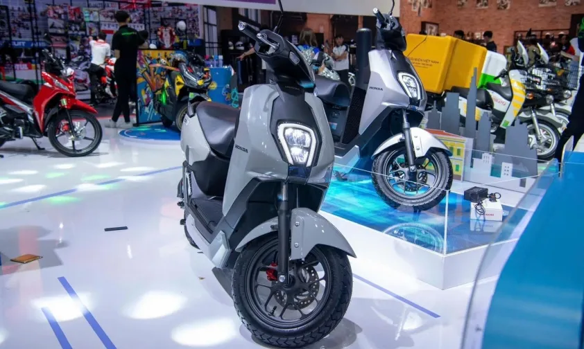Honda chính thức ra mắt hai mẫu xe máy điện tại Việt Nam