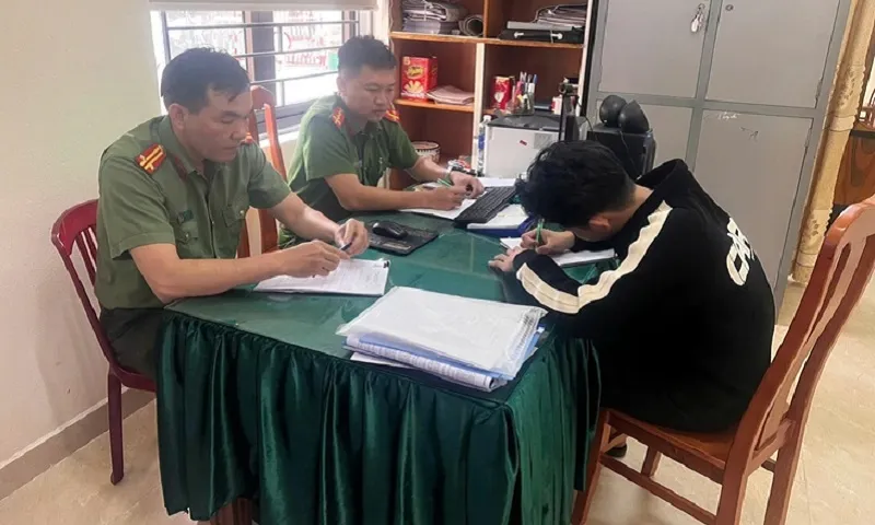 công an làm việc