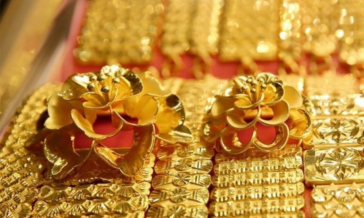 Vàng SJC, vàng nhẫn lao dốc không phanh