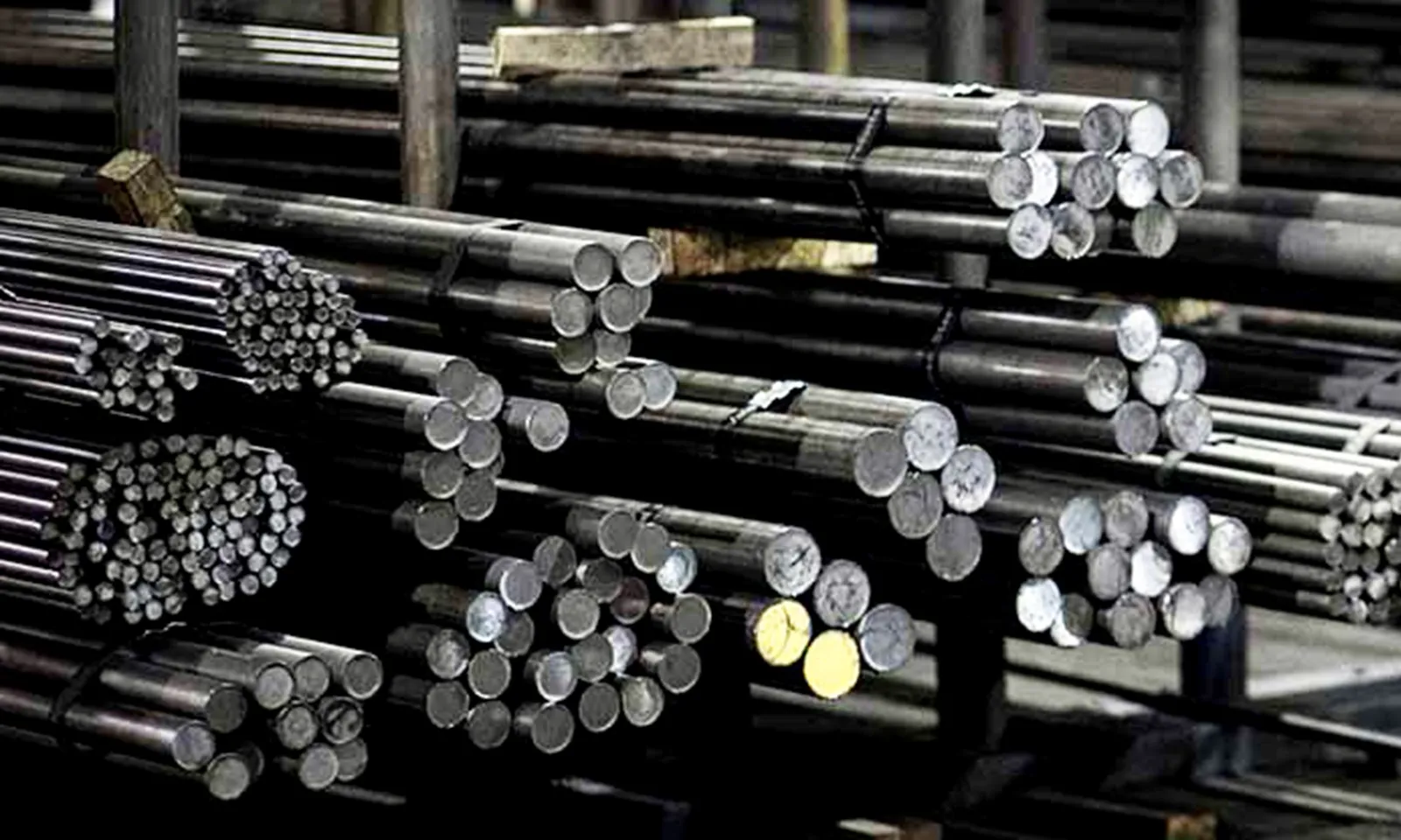 Mỹ áp thuế chống bán phá giá sơ bộ 40-88% với tôn mạ Việt Nam