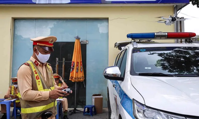 Hải Dương: CSGT dùng flycam ghi hình vi phạm, phạt nguội gần 300 trường hợp