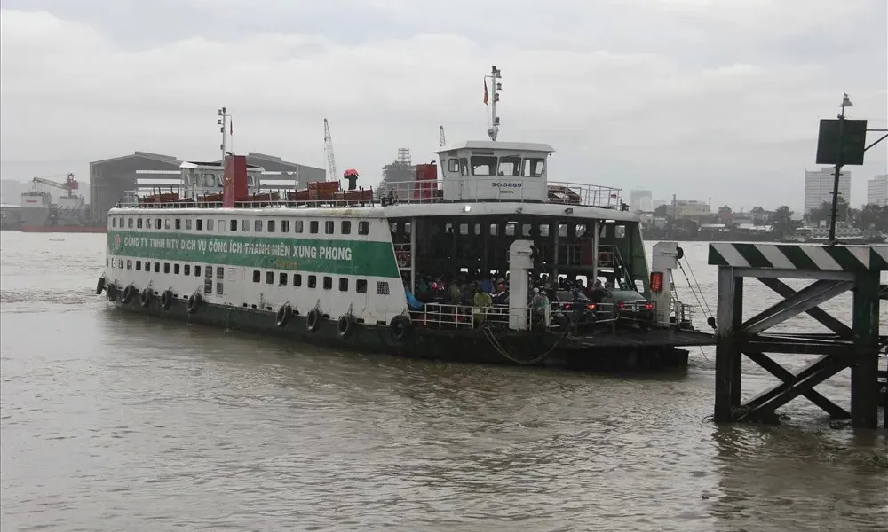 TPHCM điều chỉnh khung giá dịch vụ phà Cát Lái và Bình Khánh