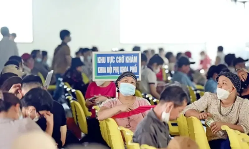 Giảm mạnh thời gian chờ khám BHYT nhờ cải cách thủ tục