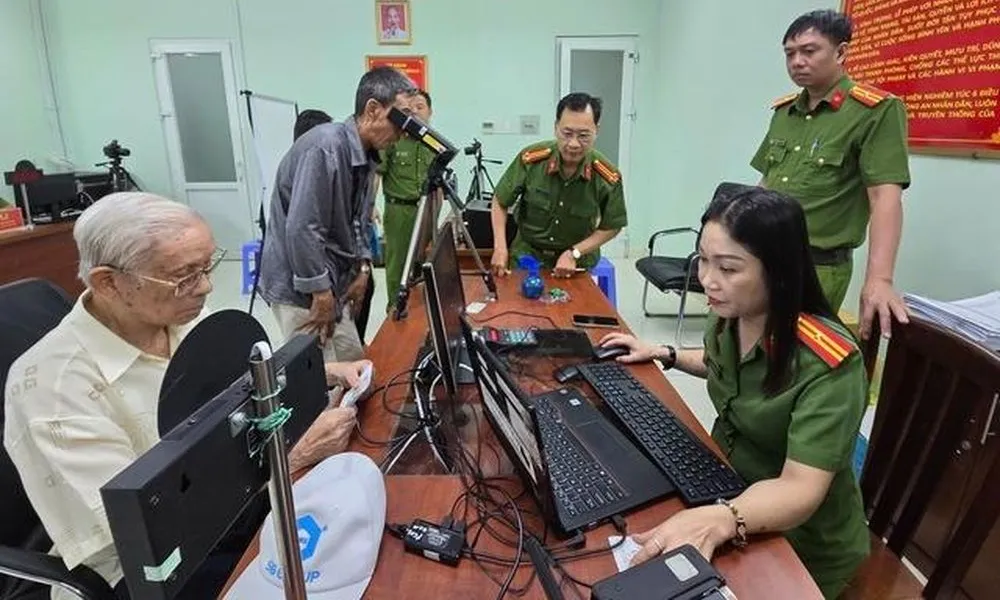Người dân sẽ được hướng dẫn đổi địa chỉ cư trú khi sáp nhập tỉnh, xã