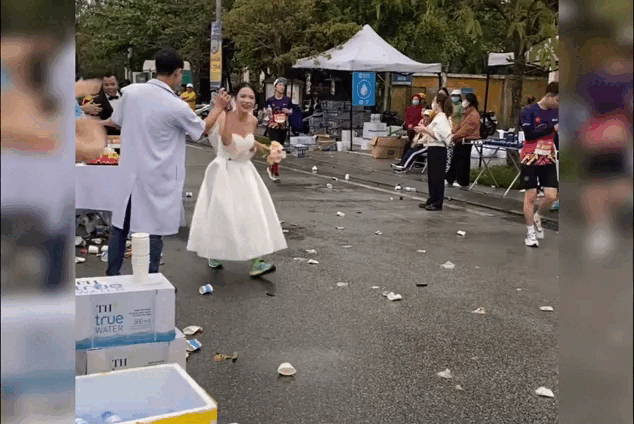 Mac_vay_cuoi_chay_marathon