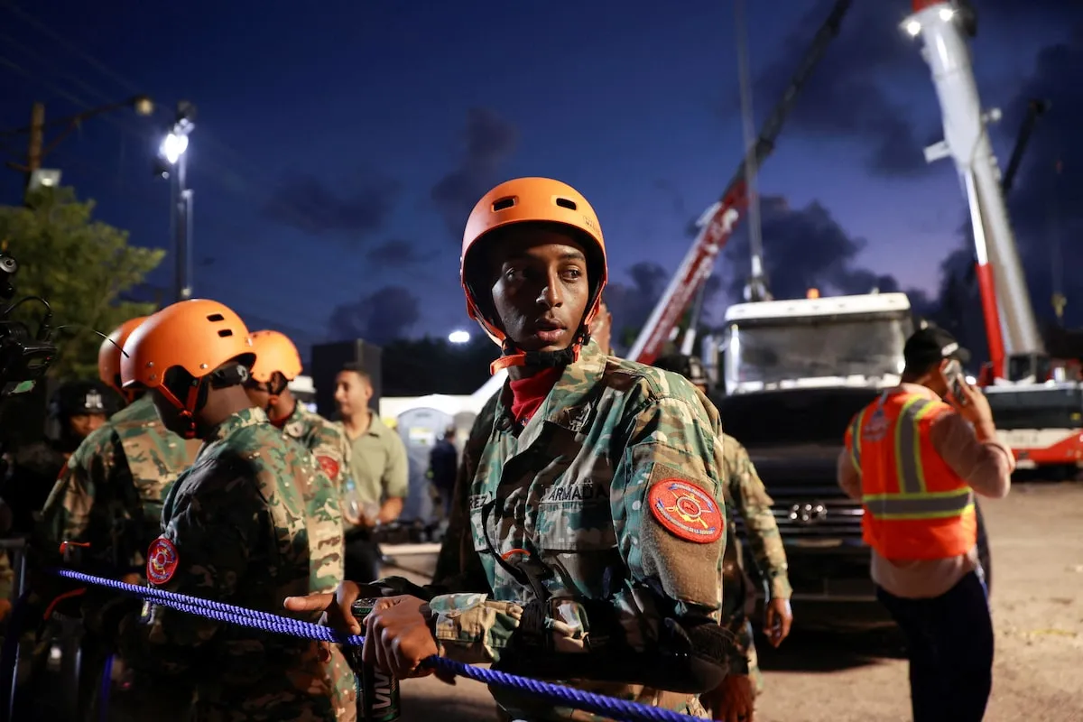 Sập mái hộp đêm khiến ít nhất 79 người thiệt mạng, nhiều nhân vật nổi tiếng tử vong 2