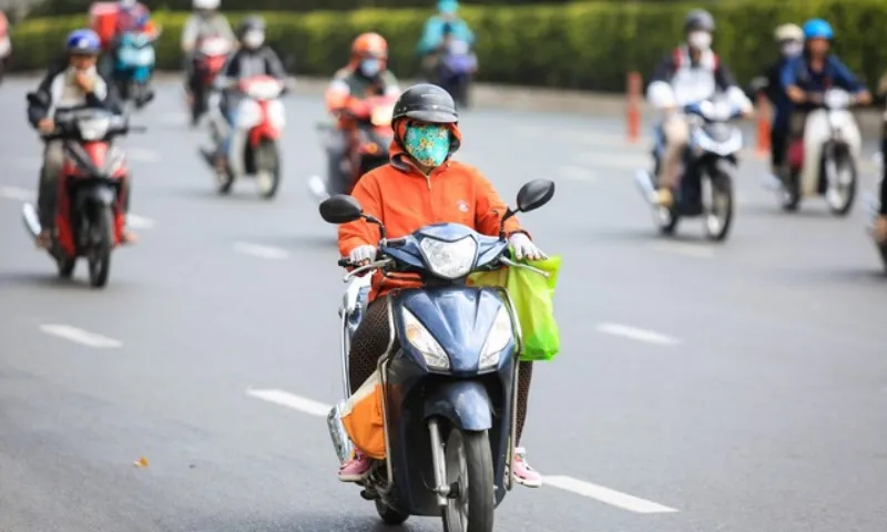 Nam Bộ tiếp tục nắng nóng  