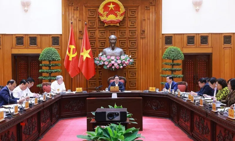 thu-tuong-chu-tri-cuoc-hop-ban-giai-phap-ve-thue-doi-voi-hang-hoa-xuat-nhap-khau-cua-viet-nam-7965044-1