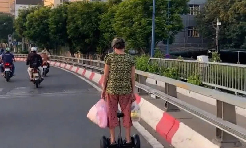 z6491500753939-54be72b10e7c0a6da70819d2e616a2e0b