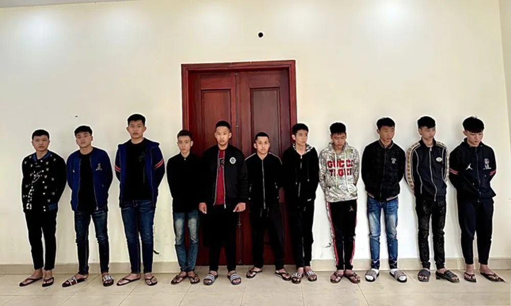 Mâu thuẫn trên mạng, kéo nhau đi đánh nhau giữa đêm