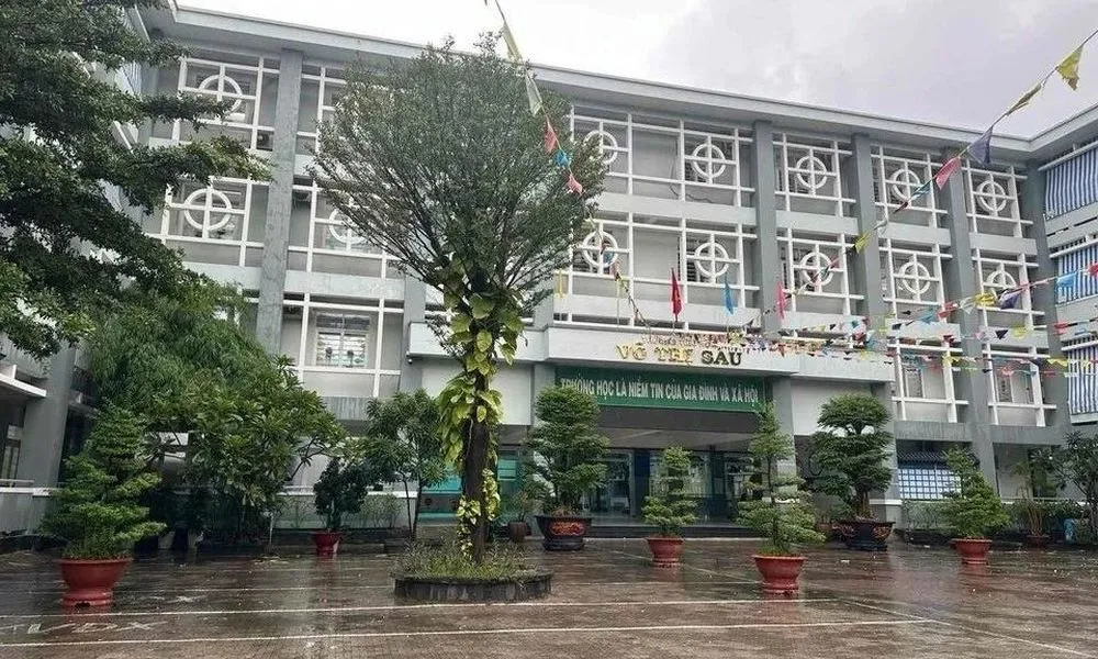 Bộ Y tế chỉ đạo khẩn vụ 29 học sinh ở TPHCM nghi ngộ độc