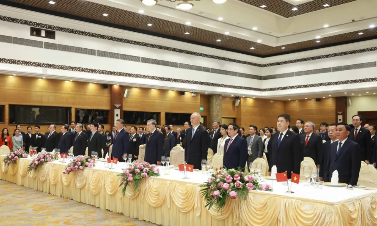 tiec-chieu-dai-viet-nam-trung-quoc-5