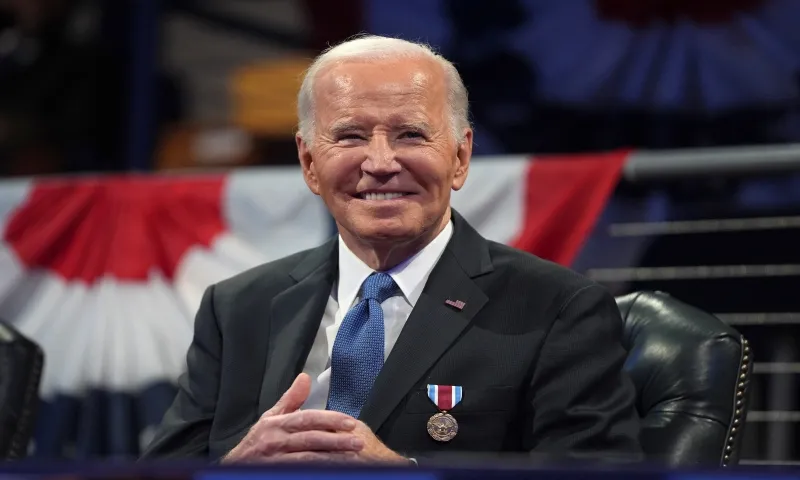 Ông Joe Biden phát biểu công khai lần đầu tiên sau khi rời nhiệm sở
