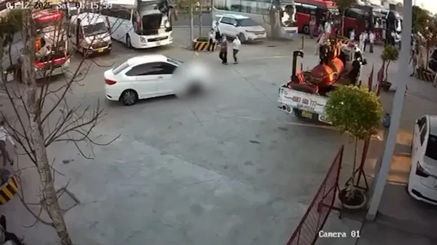 be-gai-2-tuoi-2-9319-9203